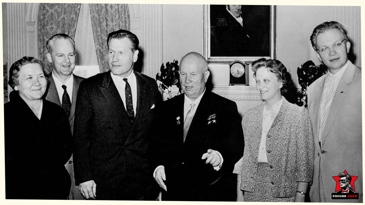 Основа фото из источника wikimedia.org
