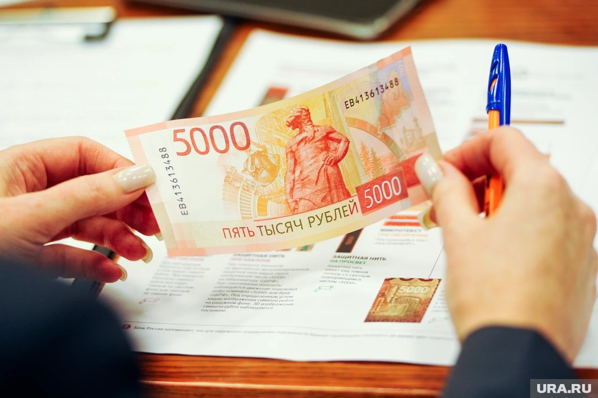     Доцента института МЧС в Екатеринбурге лишили свободы за поборы (архивное фото)