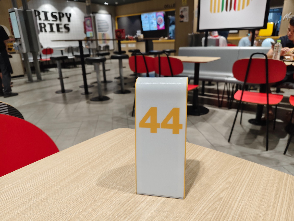 McDonald's Ga Nha Trang. Макдональдс в Нячанге (Вьетнам)