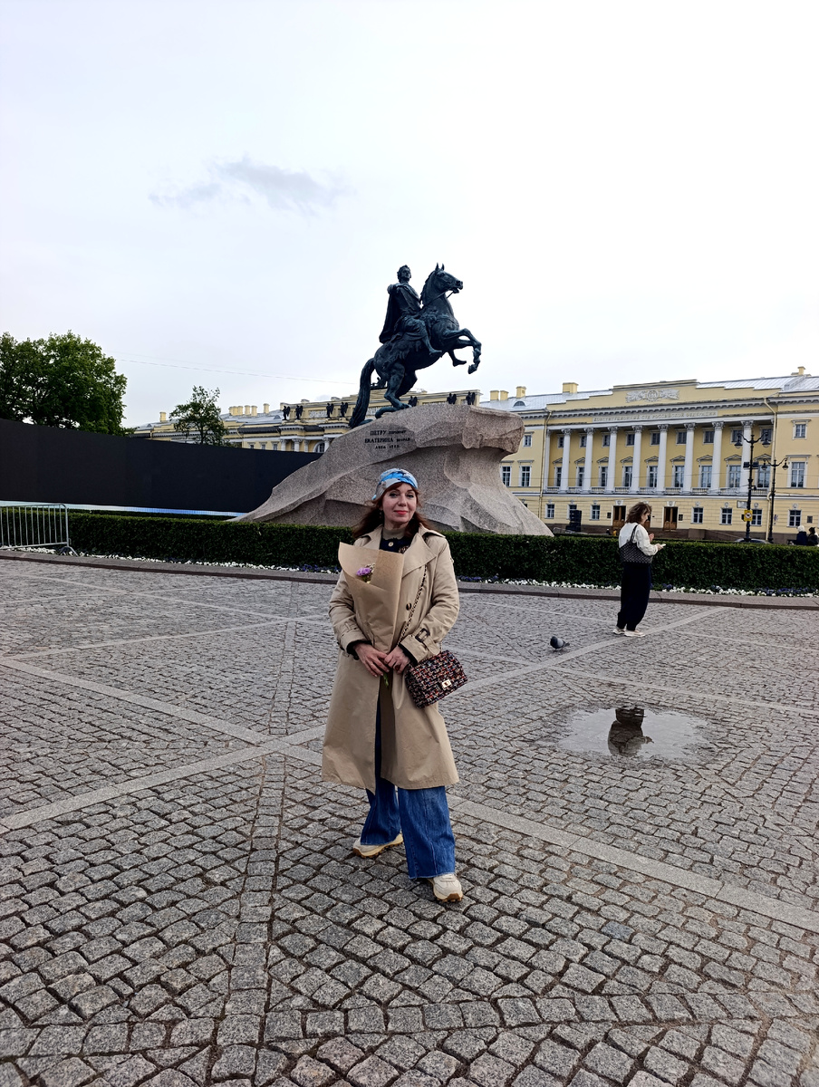 Автор у Медного Всадника в День города, в этом году. 
