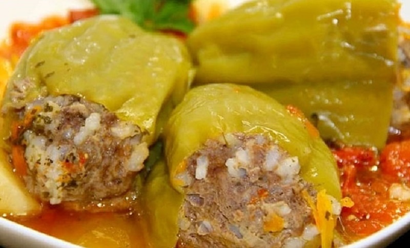 Сочные перцы с мясом и рисом: домашний способ, который вас не подведёт  