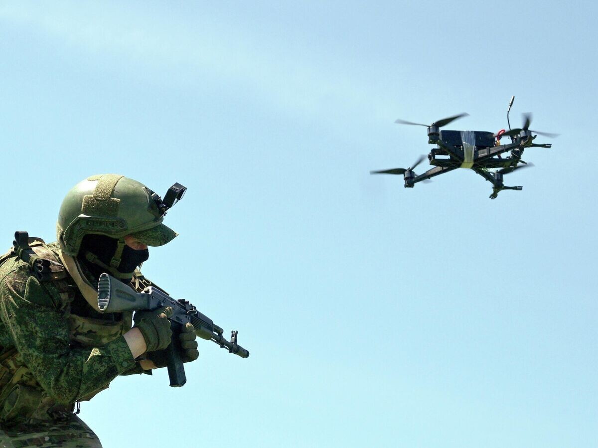    Российский военнослужащий | © РИА Новости / Евгений Биятов