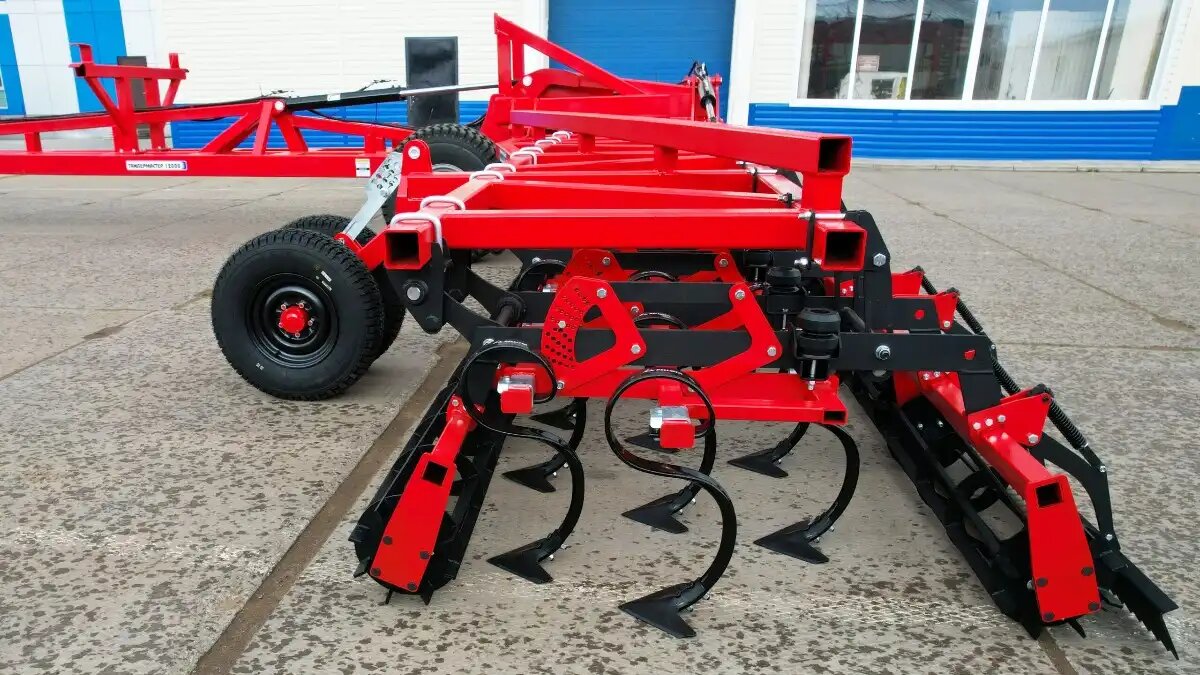 Фото: pk-agromaster.ru / ПК «Агромастер»
Компания Агромастер ведет испытания нового компактора на базе культиватора Тайлермастер