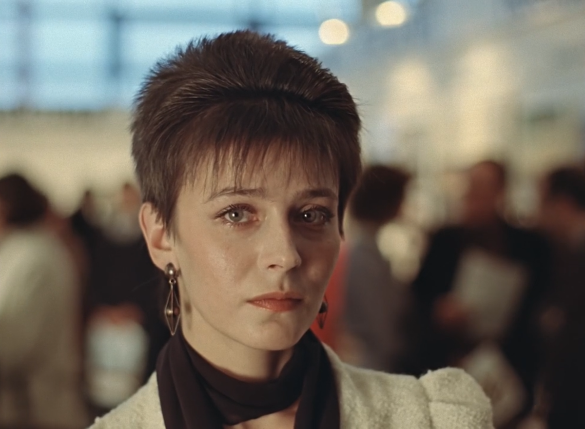Кадр из кинофильма "Зимняя вишня", 1985 г., режиссер Игорь Масленников, сценарист Владимир Валуцкий, композитор Владимир Дашкевич (скриншот)