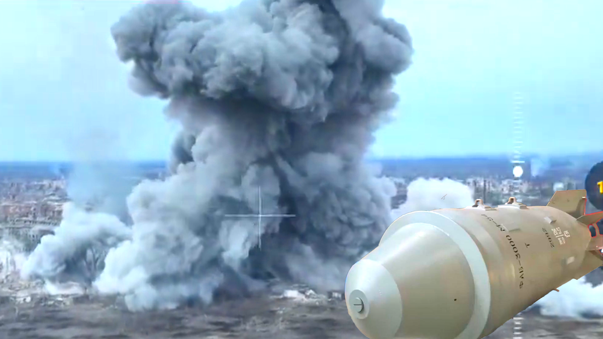 Удар бомбы ФАБ-3000 в пункт дислокации армии Украины. Съемка FPV
