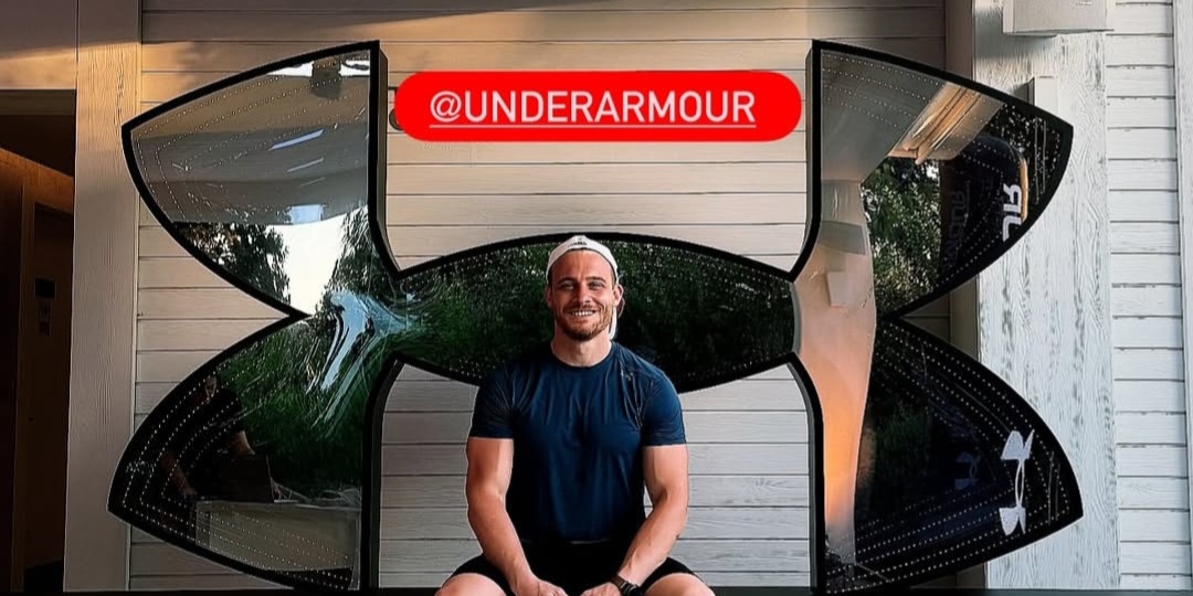 Керем Бюрсин — чемпион! 🎾 Как прошёл турнир по падел-теннису от Under Armour и Kiko Milano.