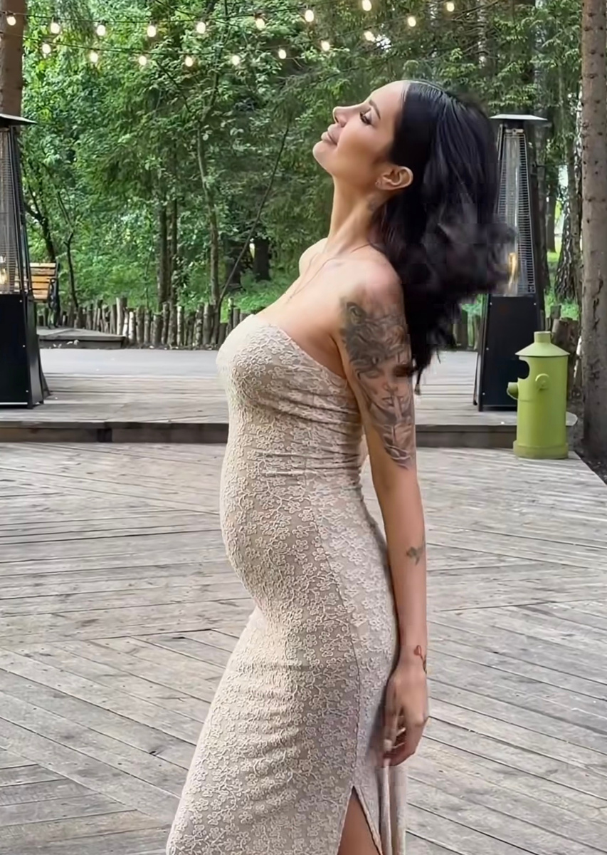     Саша Кабаева. Фото: Instagram (Запрещён в РФ) @sashakabaeva_official