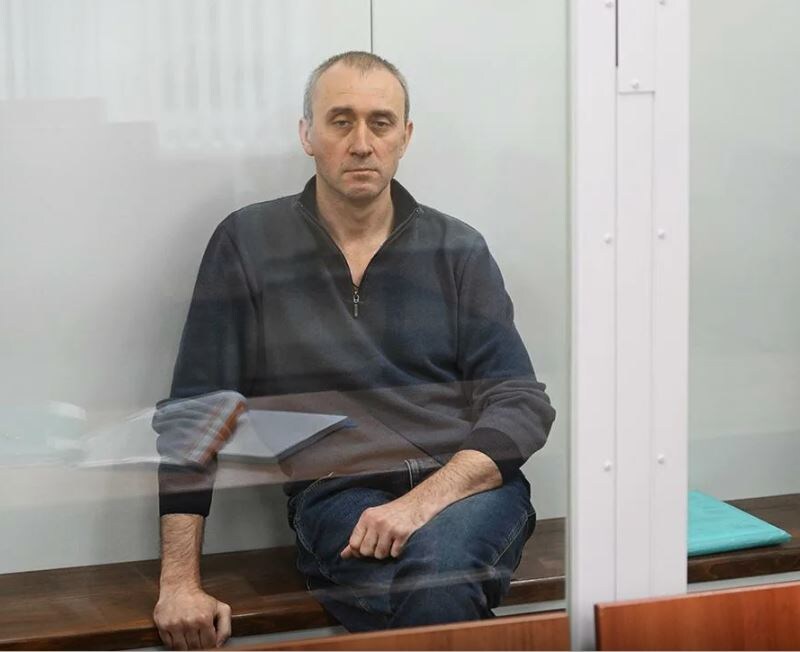 Экс-начальник департамента тылового обеспечения Росгвардии Константин Рябых получил 12 лет колонии. Штраф — 34 млн рублей.