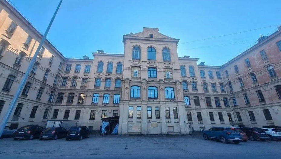    Историческое здание гимназии 166 в центре Петербурга отреставрируют до 2027 года Автор фото: ГАТИ