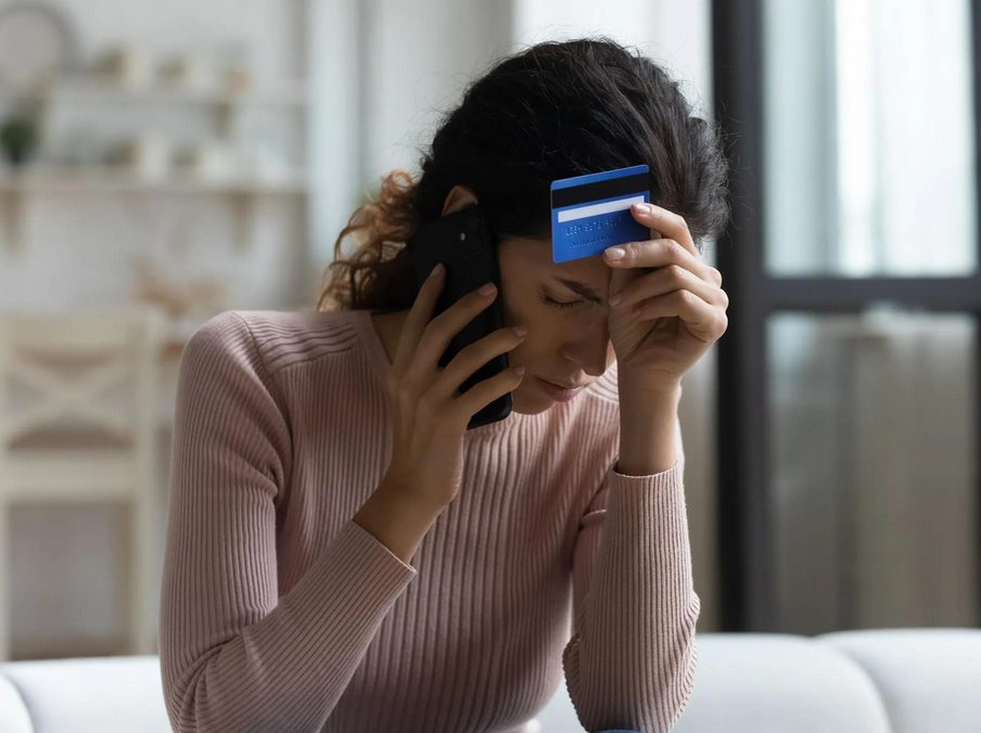 🧠 Почему люди переводят последние деньги мошенникам: дело не в глупости