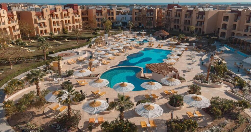 Отзыв туриста на отель Lemon & Soul Makadi Resort 3* в Хургаде: отличное питание, скромный пляж и спокойный бюджетный отдых
