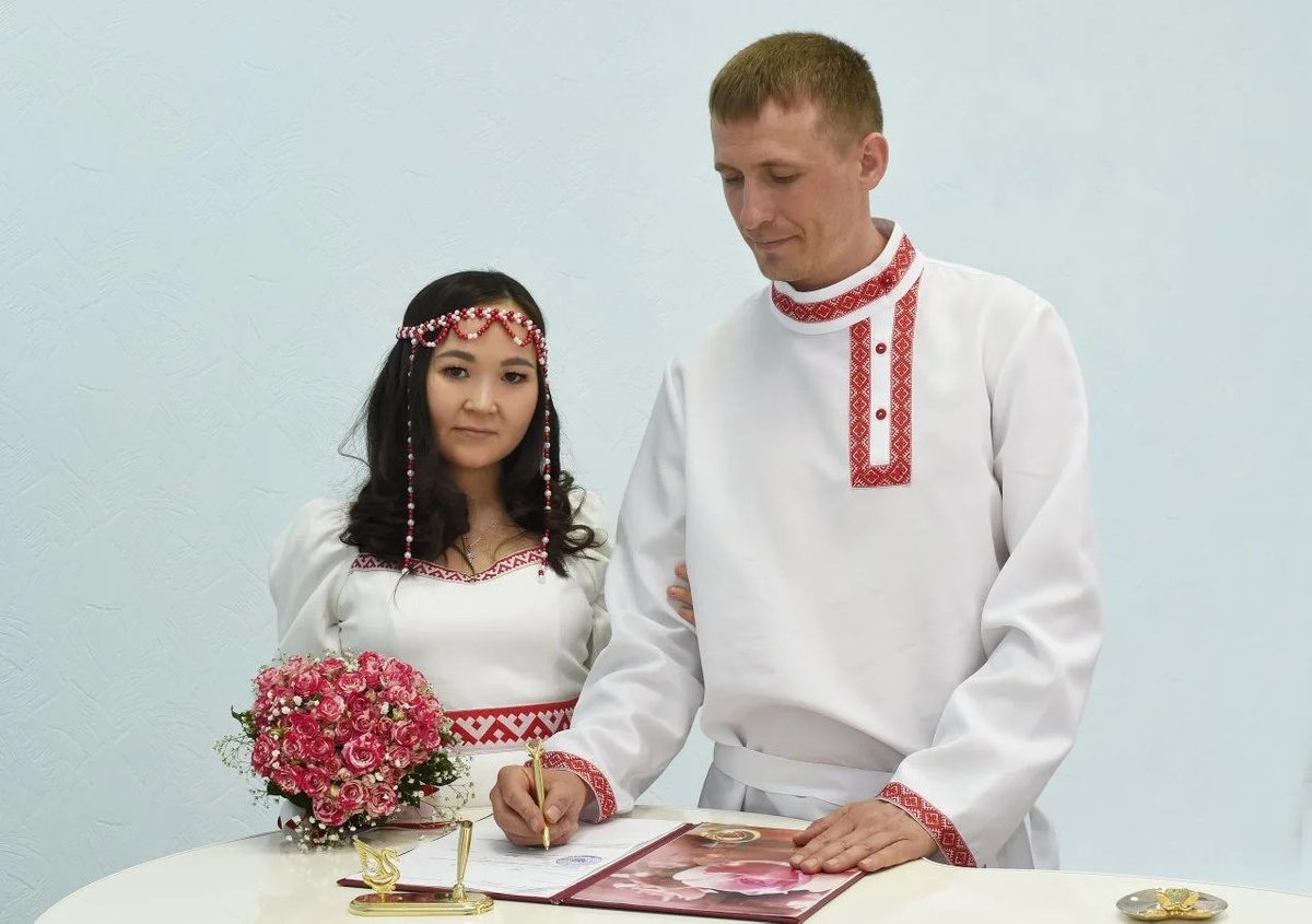 Супруги Калюжные.