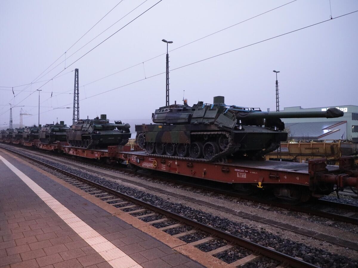    Французский танк Leclerc перед отправкой на учения в Германию | © Фото : U.S. Army / Spc. Audrequez Evans