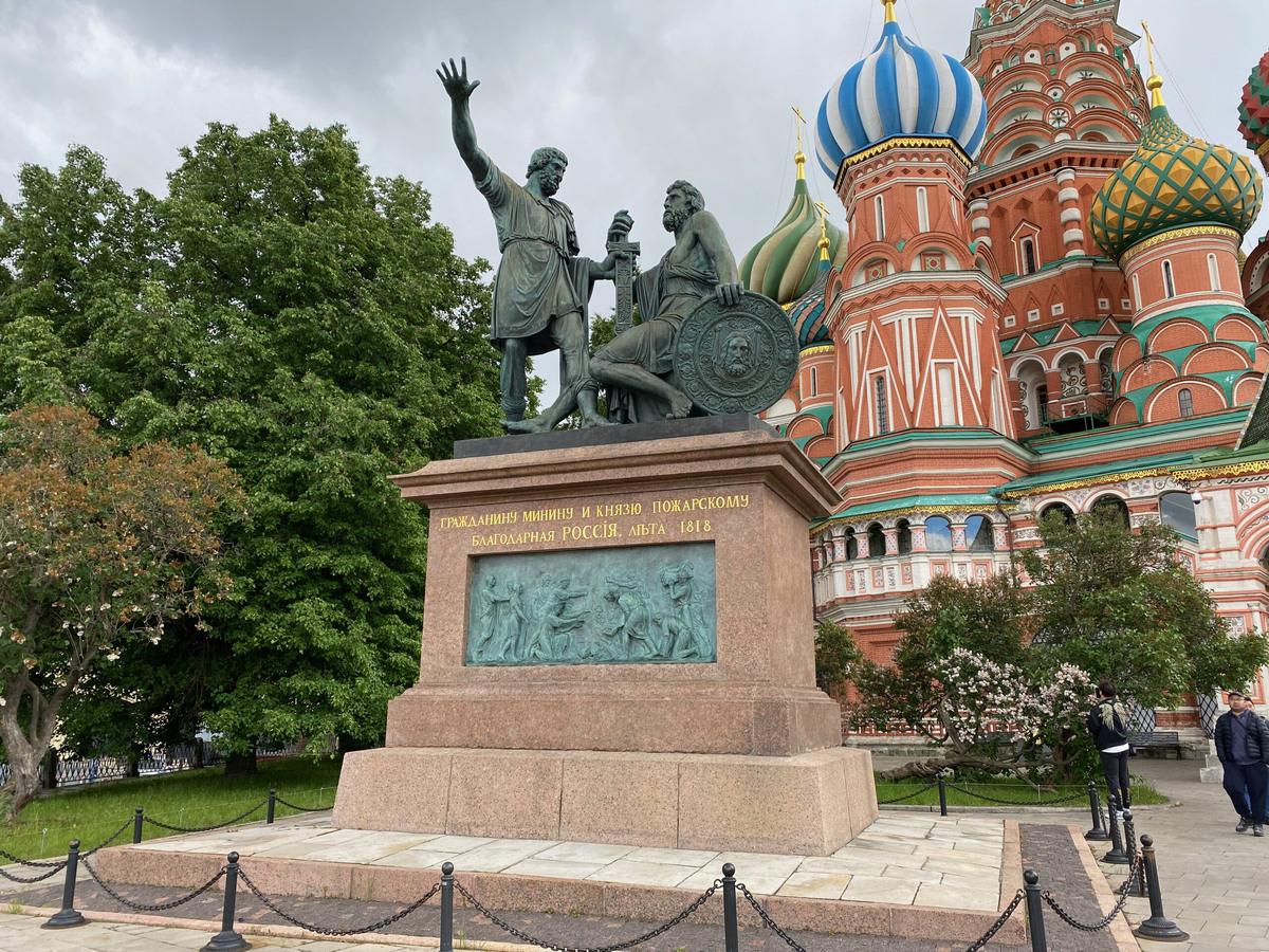 Памятник Минину и Пожарскому в Москве