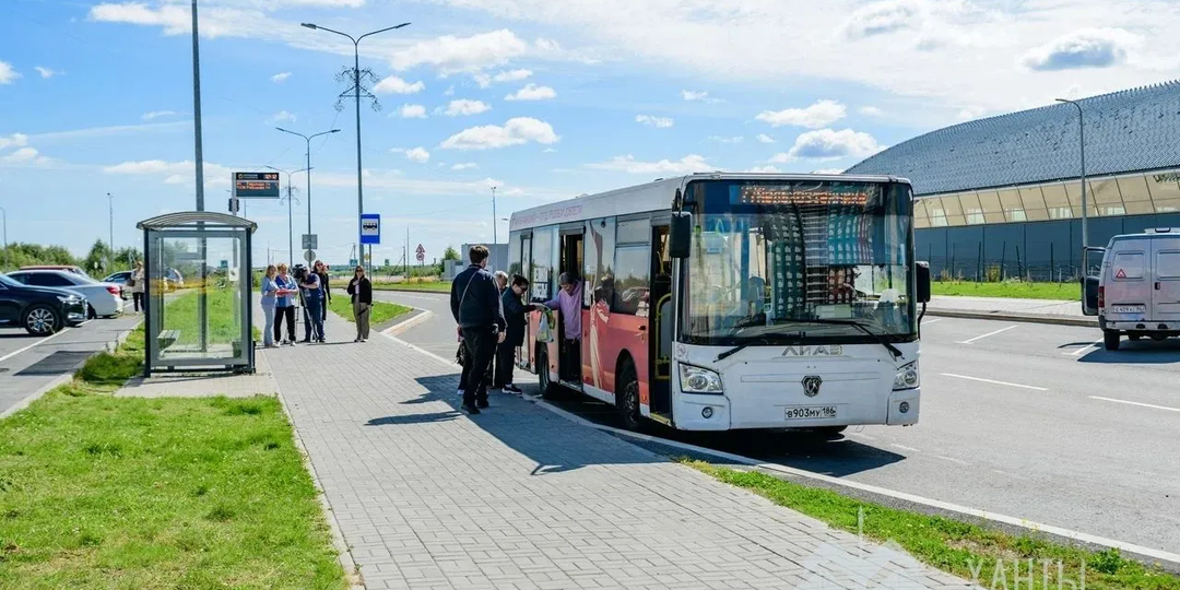 Пассажирка автобуса в Ханты-Мансийске избила попутчицу и понесла наказание