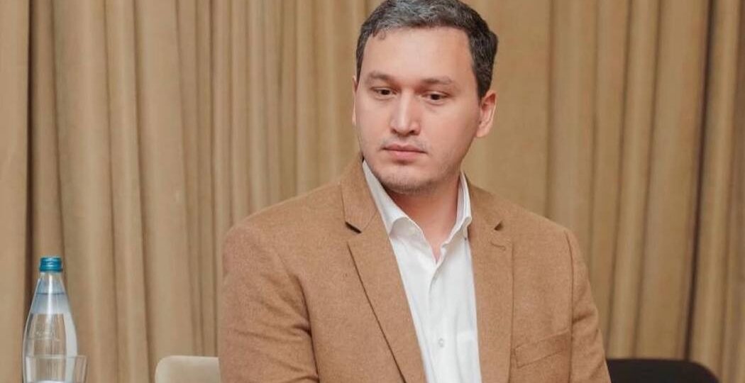 ГЛАВУ КРУПНЕЙШЕГО ОПЕРАТОРА ПО ВЫВОЗУ МУСОРА В КАБАРДИНО-БАЛКАРИИ АРЕСТОВАЛИ ПО ДЕЛУ О НЕУПЛАТЕ 500 МЛН РУБ