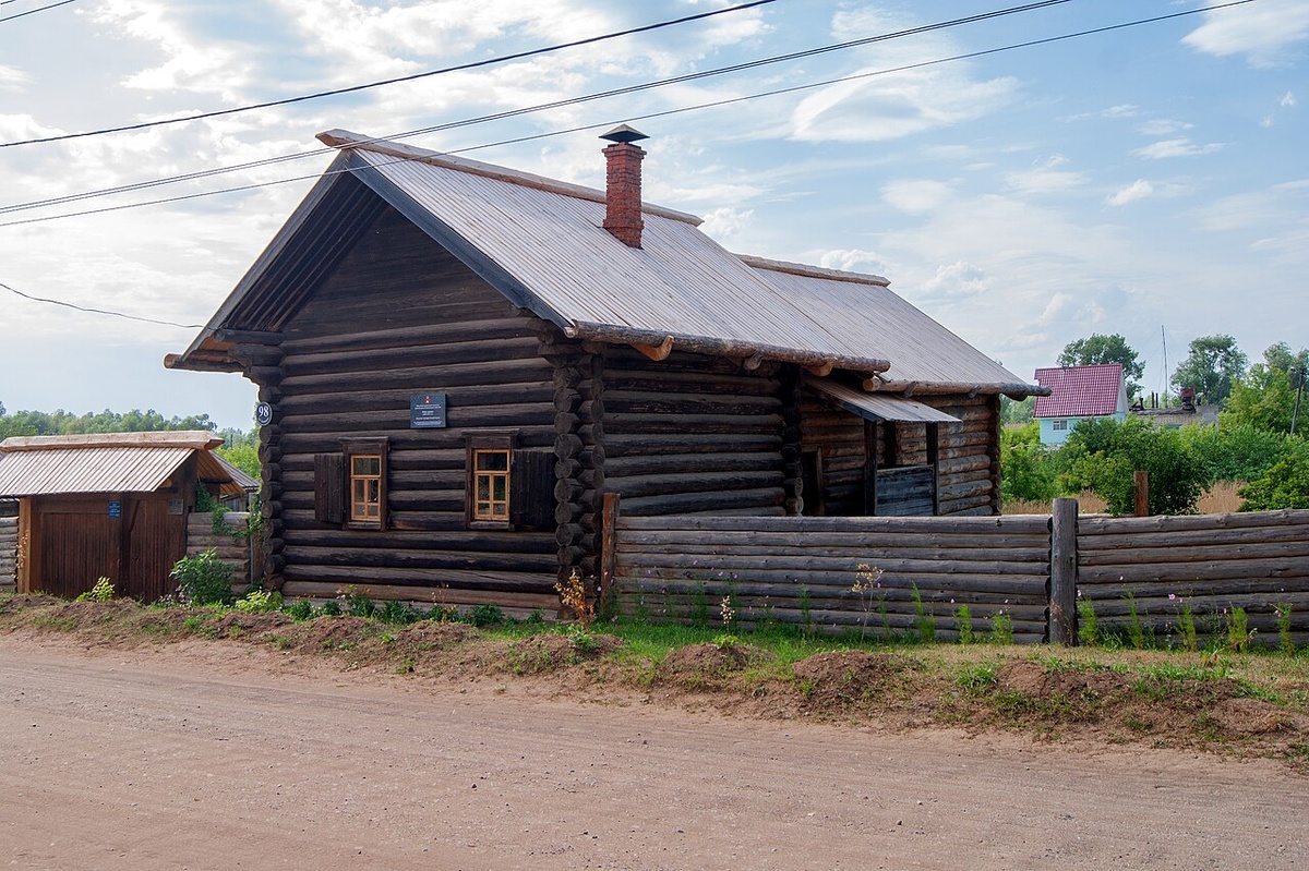Чайковский. Крестьянская изба XVIII век