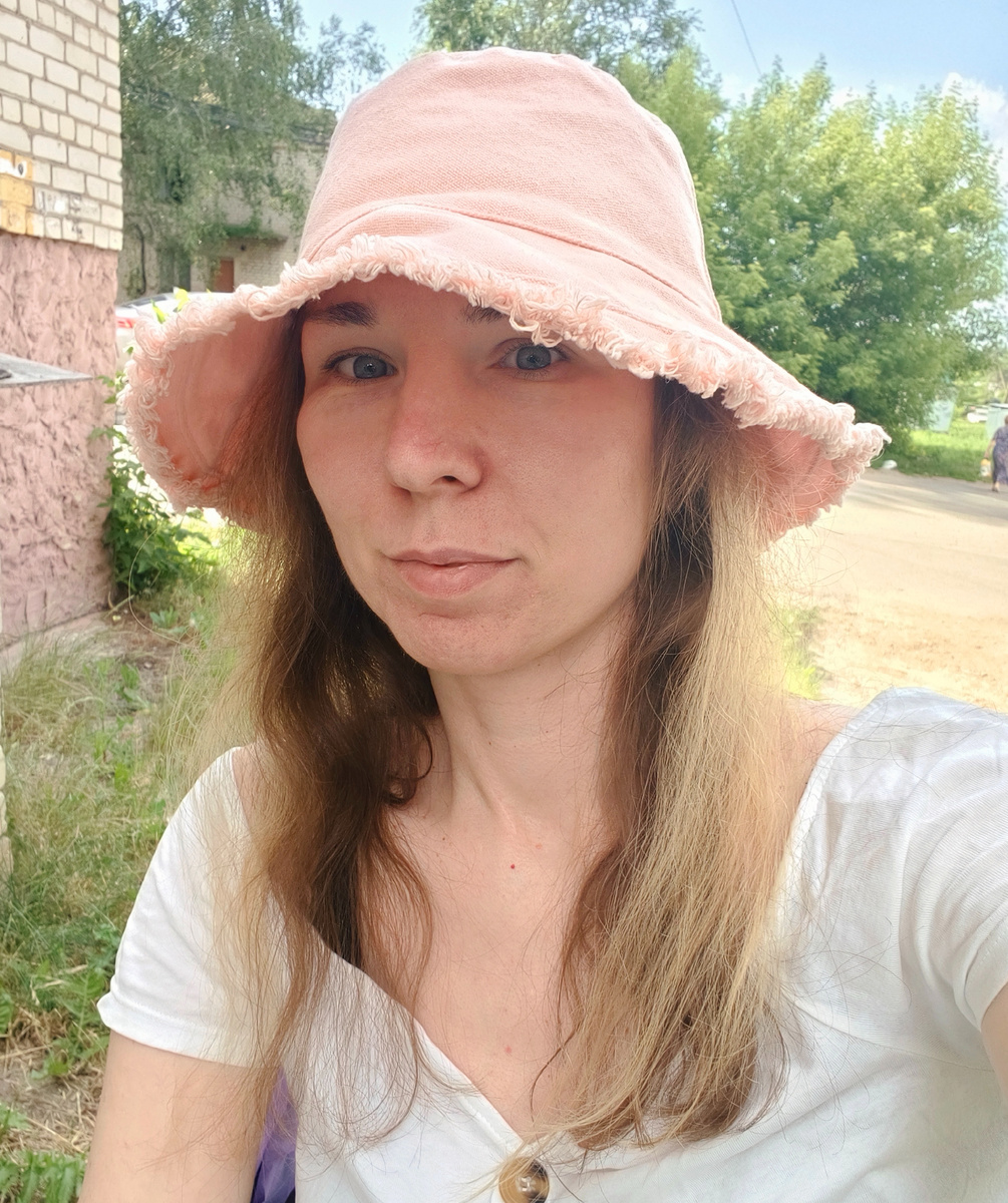 На улице
