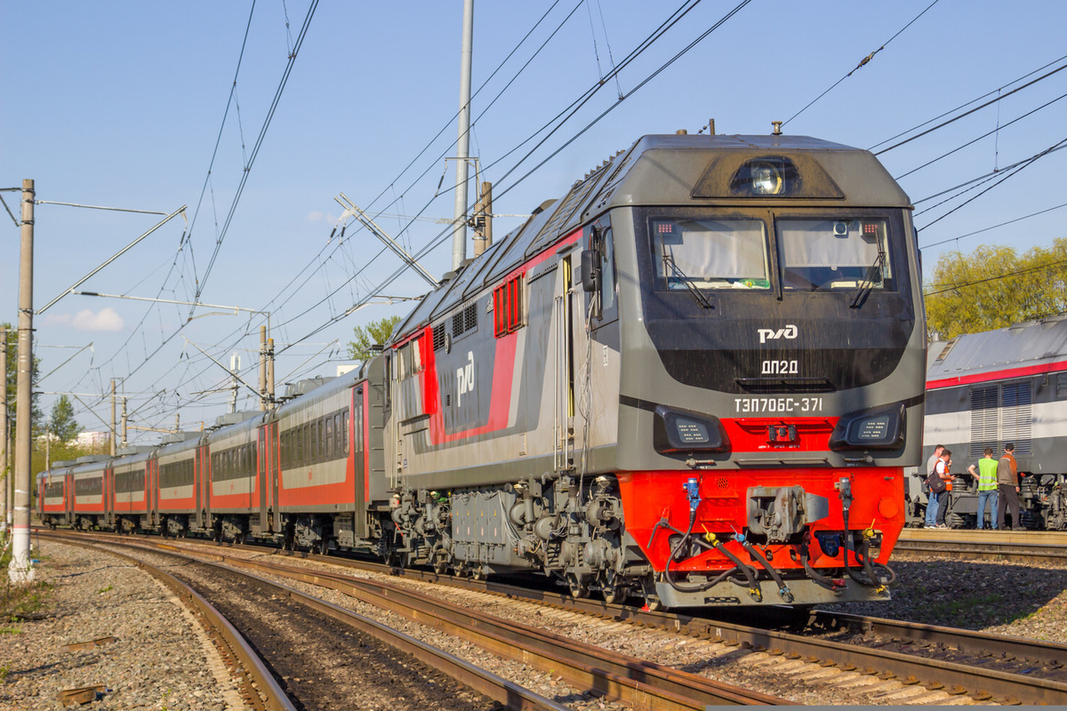 Фото: Vnukovskiy_spotter trainfoto.ru
