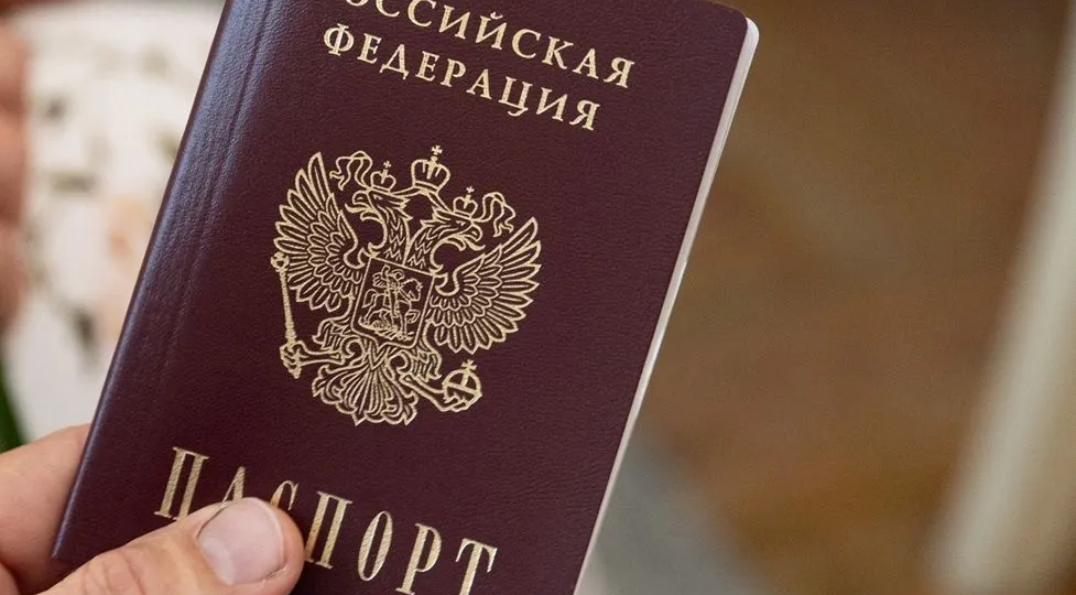 Пошлина для мигрантов при оформления российского гражданства выросла в 12 раз