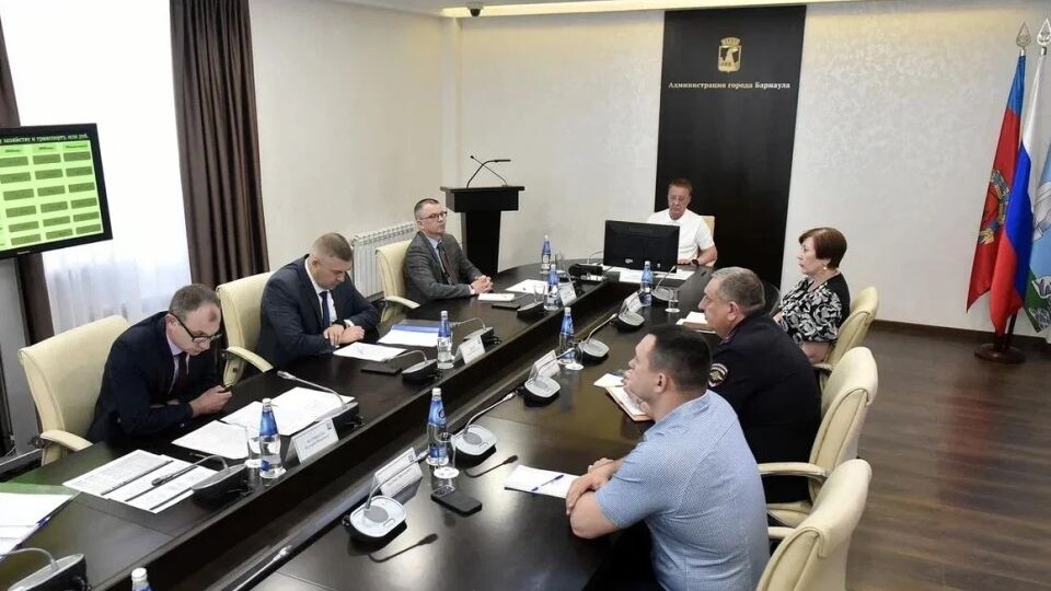 В мэрии Барнаула снова решили «распилить» транспортный комитет