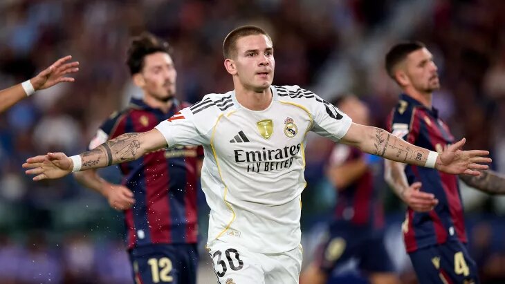 Трансферные слухи Европы: сага Альвареса, «Барса» теряет вратаря