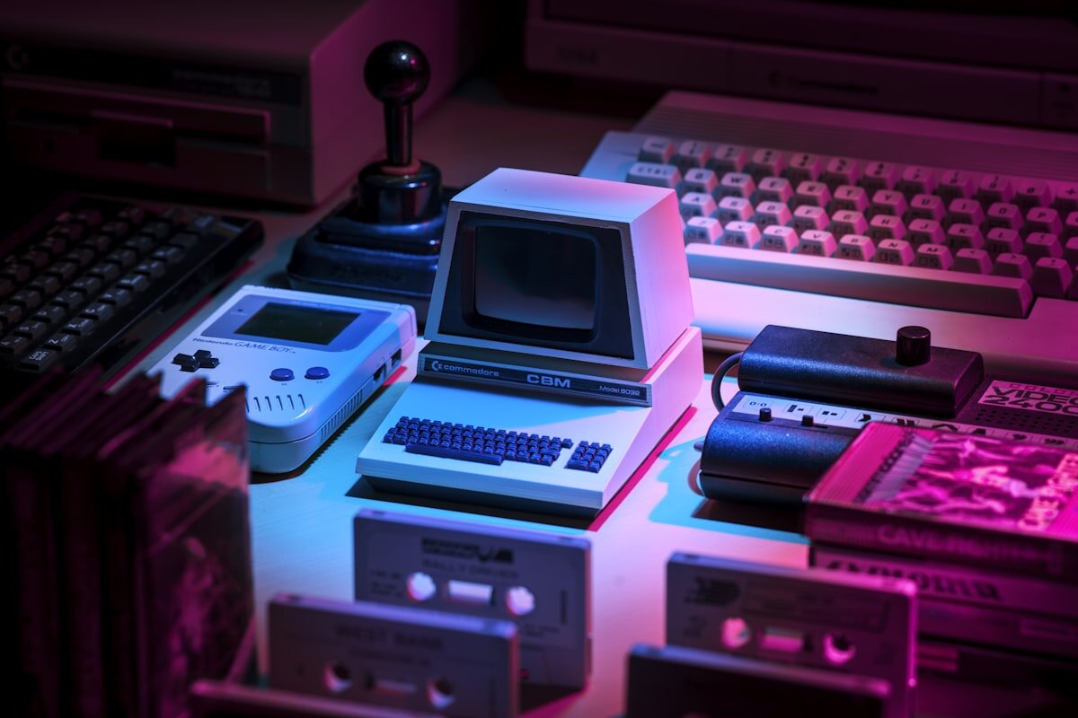 Изображение: Ностальгия по эпохе VHS и ранних цифровых технологий