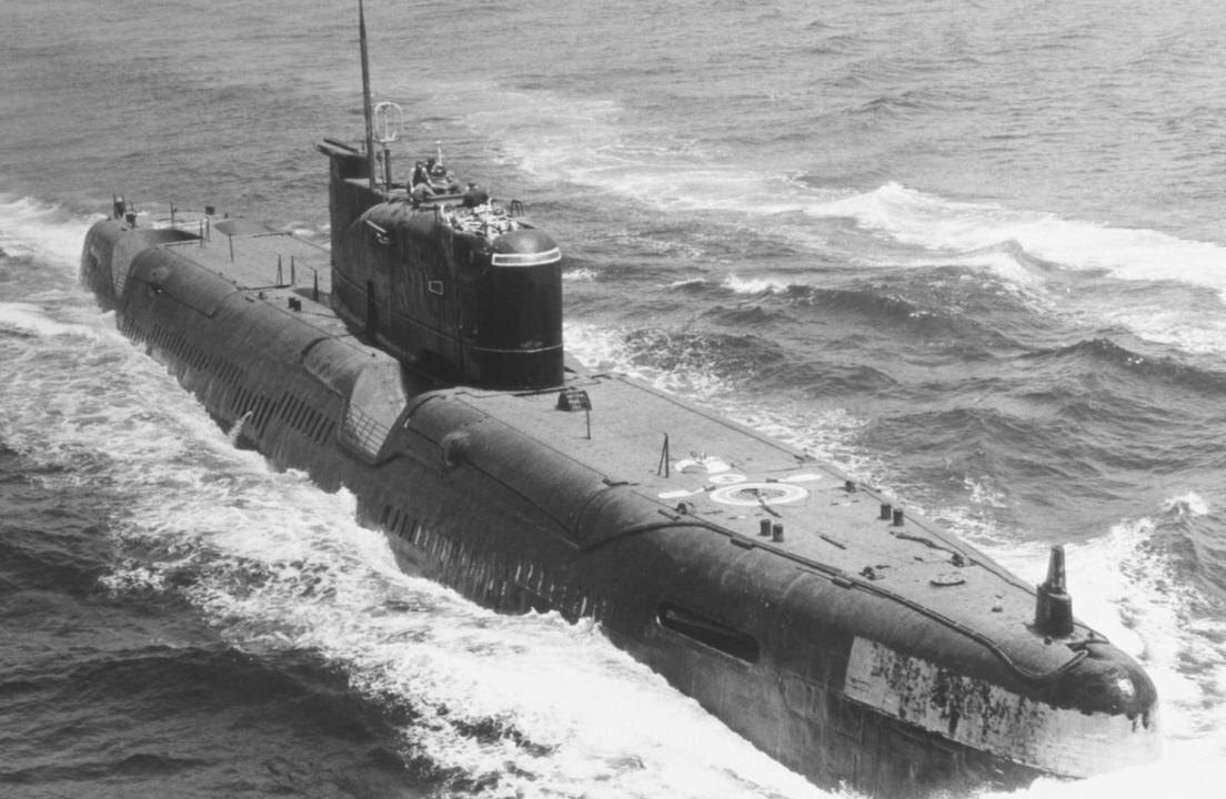 Подводная лодка проекта 651, Средиземное море, 11 августа 1986 г.
Источник: war-book.ru