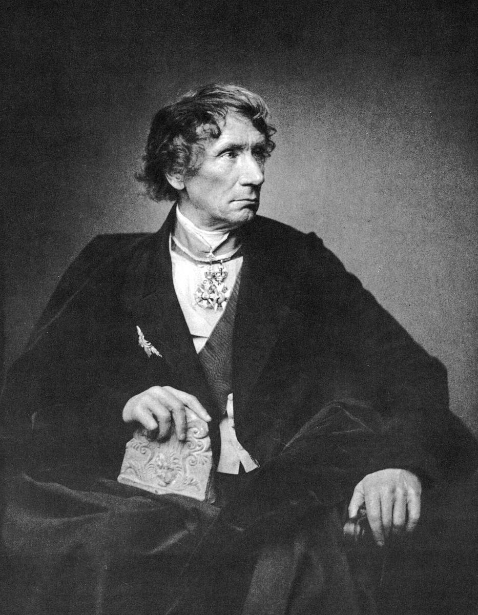 Лео фон Кленце в 1856 году. Фотография Франца Ганфштенгля. Источник: ru.wikipedia.org