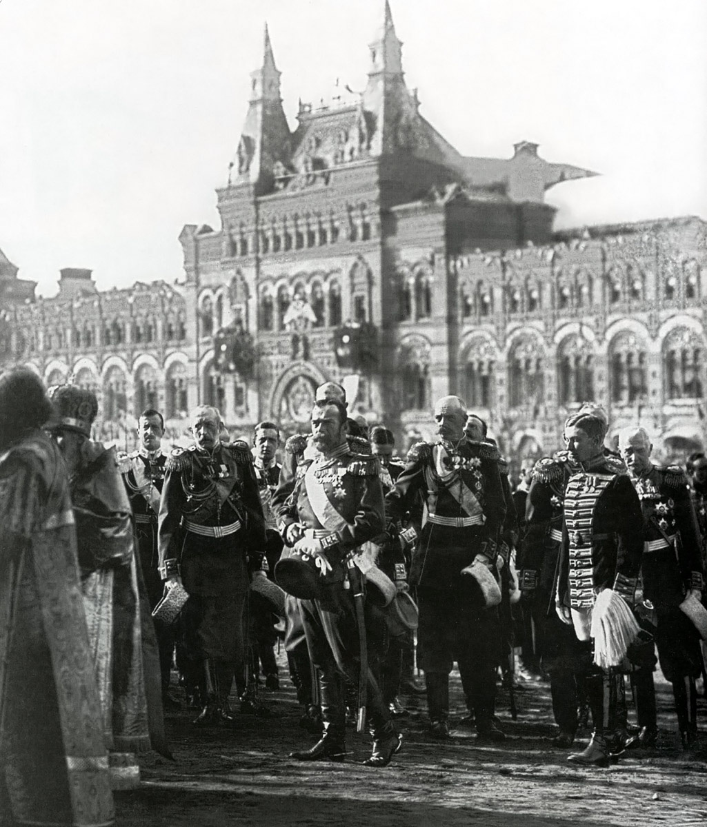 Император Николай II на Красной площади, 1913 год. фото из ria.ru