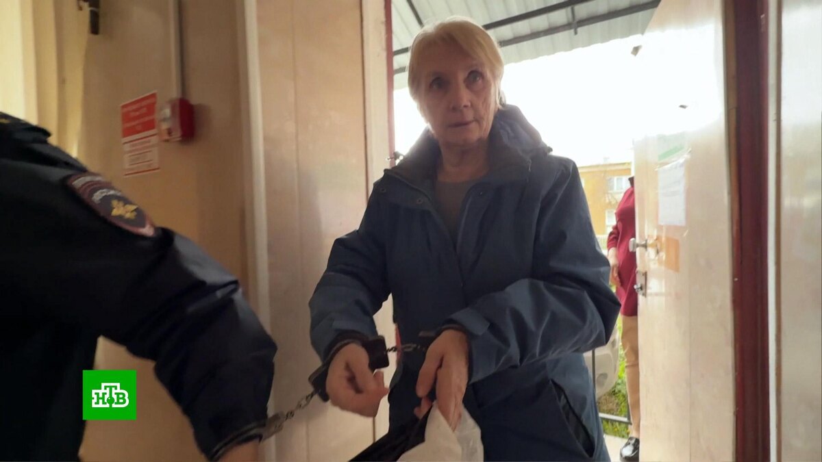    Подозреваемая по делу о наркотиках пенсионерка считает виновным своего внука