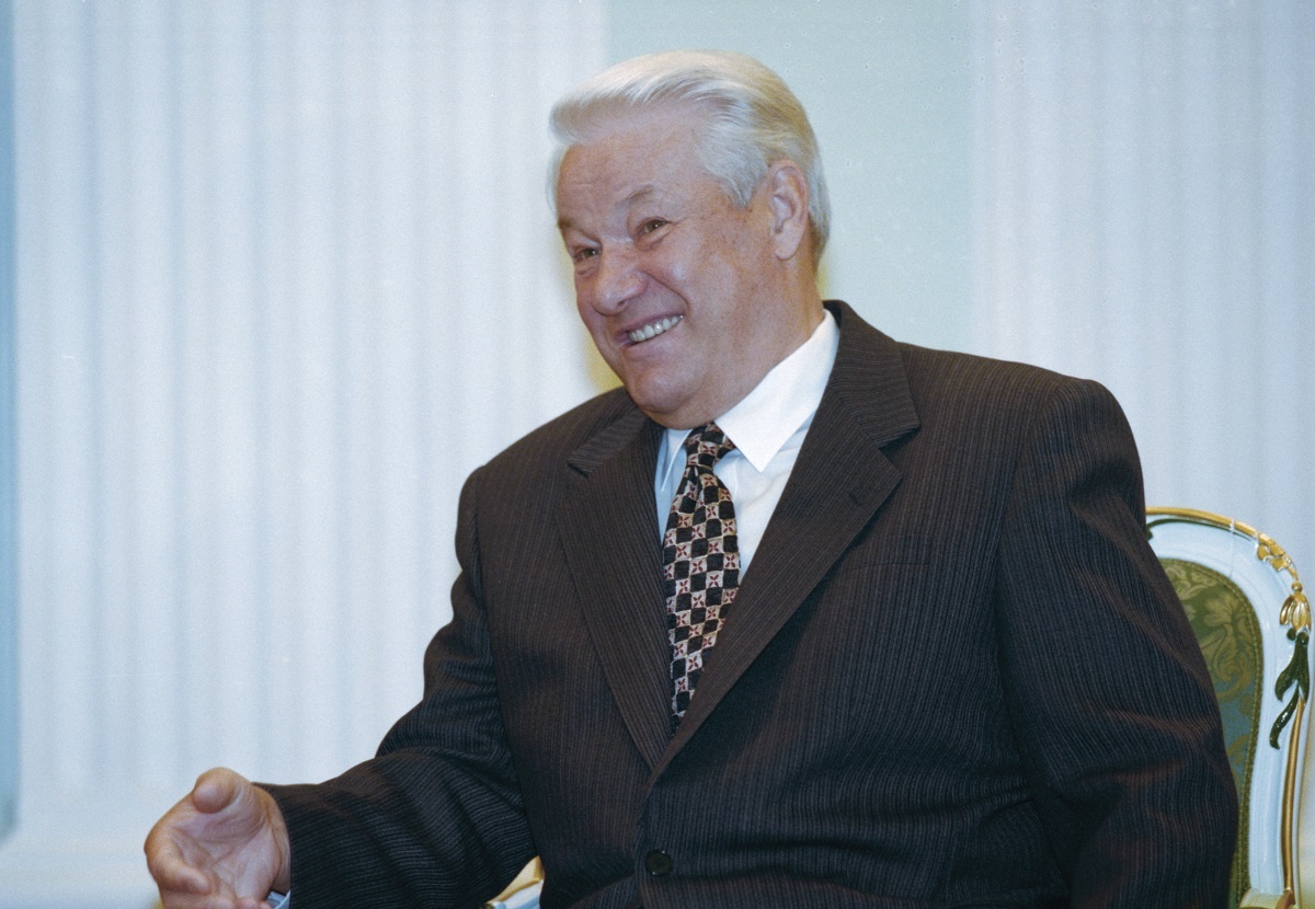    Ельцин вёл себя как иностранный резидент