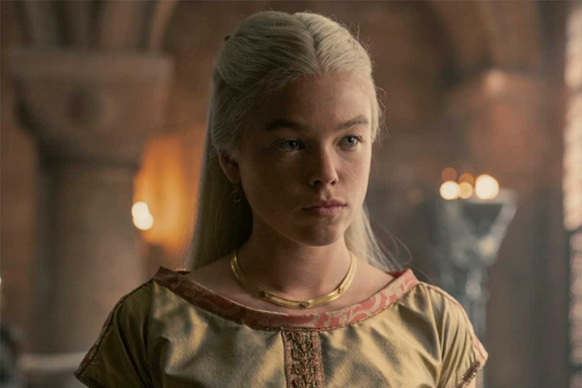 HBO📷Милли Олкок в роли юной принцессы Рейниры Таргариен