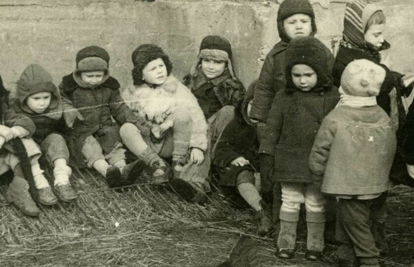 С миру по нитке