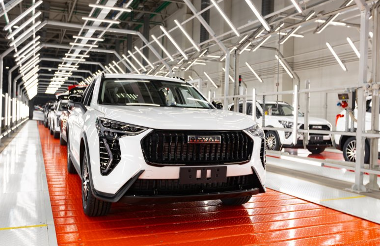 Haval становятся более российскими, чем Лады. ВАЗ берите пример. Haval запустили выпуск КПП, ДВС и обновили все кроссоверы в 26 году