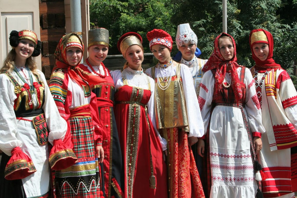 Фото:  https://yandex.ru/images/searchlr=213&source=serp&stype=image&text=Народы%20России