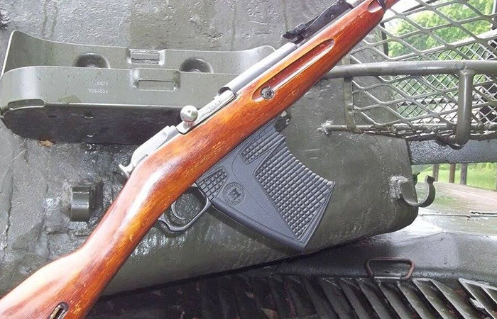 Мосинка с магазином./ Фото: thefirearmblog.com