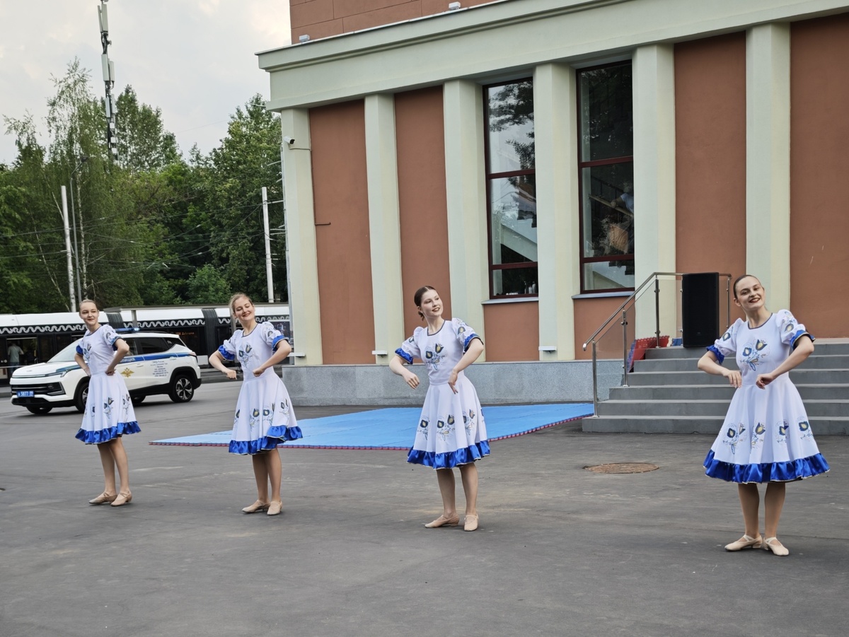 День России на Соколиной горе