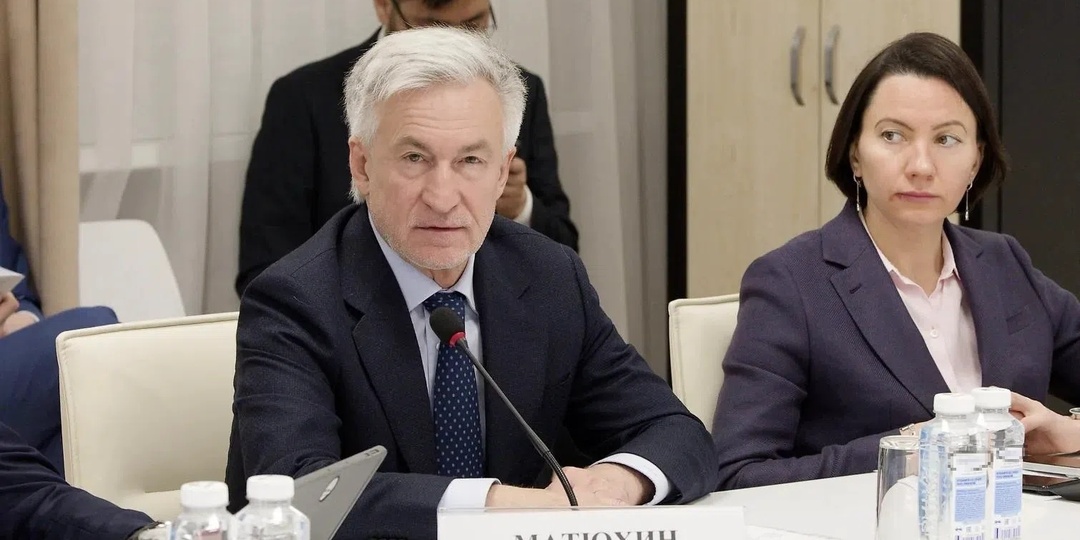 Школу и спортивный центр построят в Приамурье до конца года