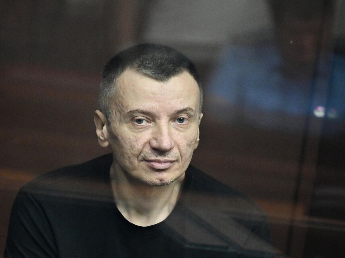    Обвиняемый Александр Погорелов во время оглашения приговора Южным окружным военным судом | © РИА Новости / Сергей Пивоваров