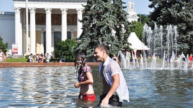 Зной выходит на пик