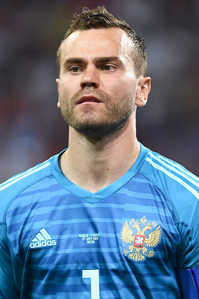 Игорь Акинфеев