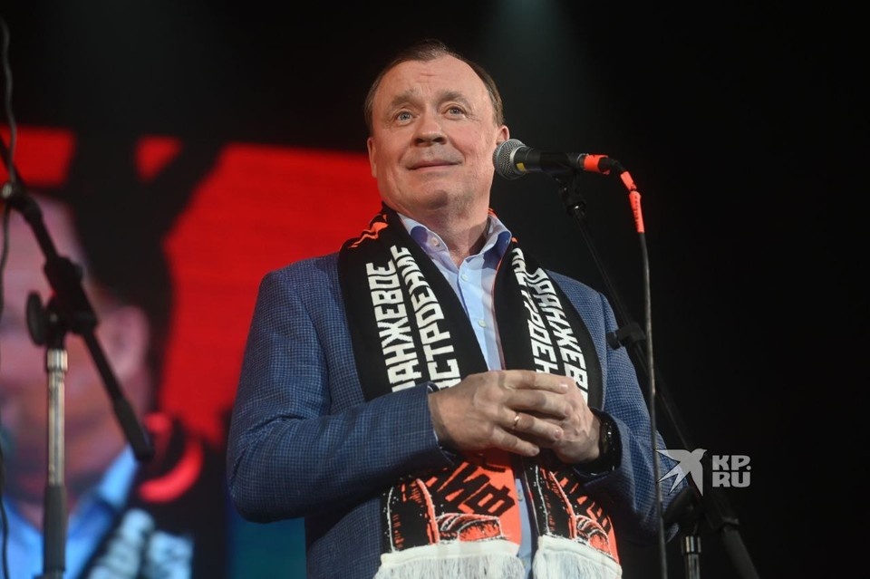    Алексей Орлов поздравил земляков Ольга ЮШКОВА