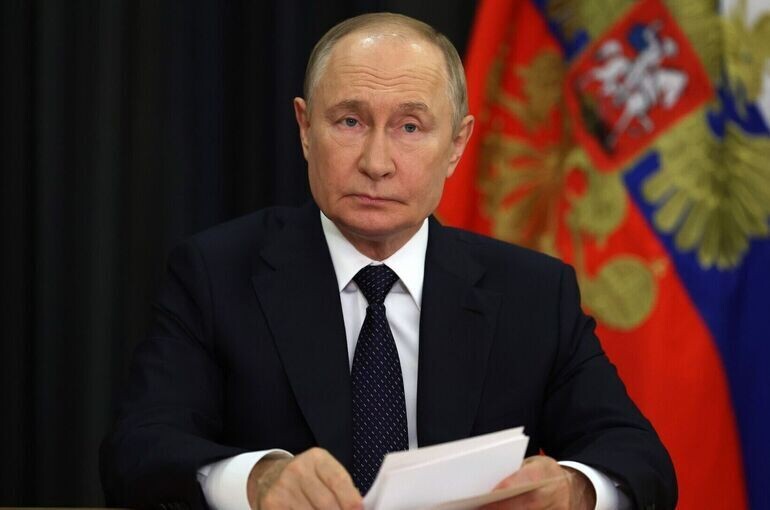 Путин: Верность патриотическому долгу объединяют многонациональный народ России