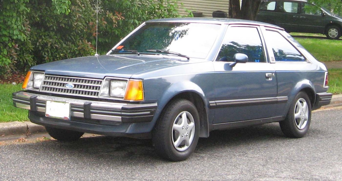 Американский Ford Escort 1-го поколения.