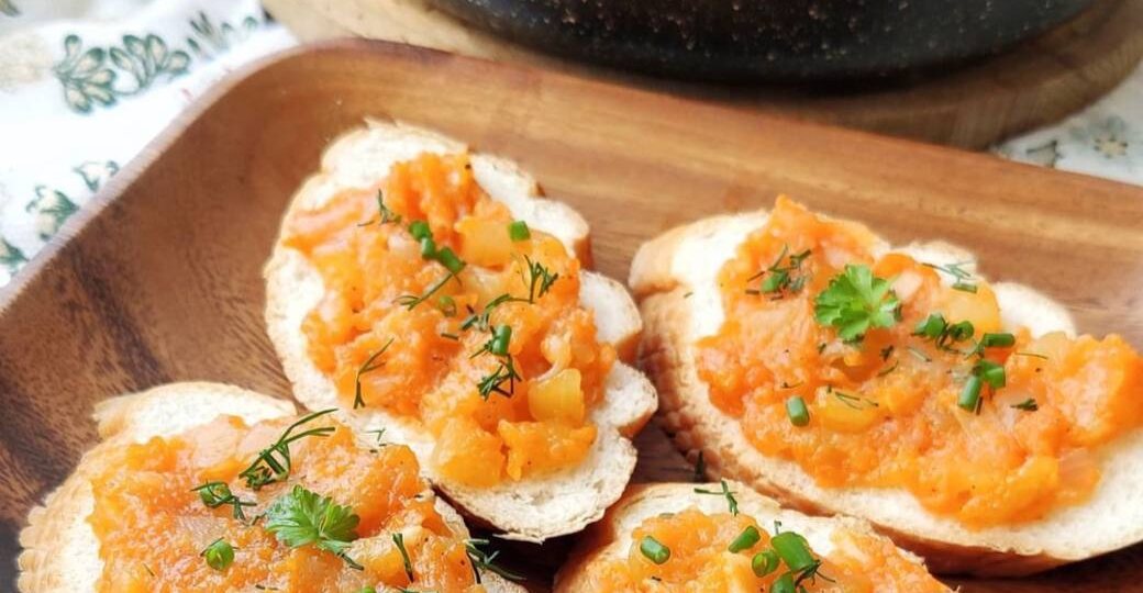 😋КАБАЧКОВАЯ ИКРА НА СКОВОРОДЕ. 66ККАЛ НА 100Г. БЫСТРО.