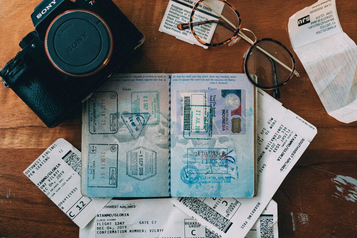     Kit (formerly ConvertKit) / Unsplash