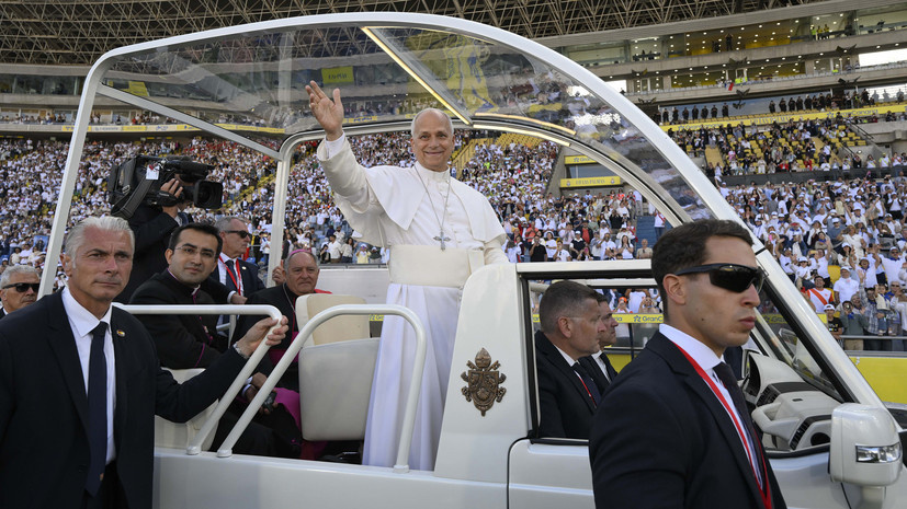     Папа Римский Лев XIV  Simone Risoluti - Vatican Media via Vatican Pool / Getty Images
