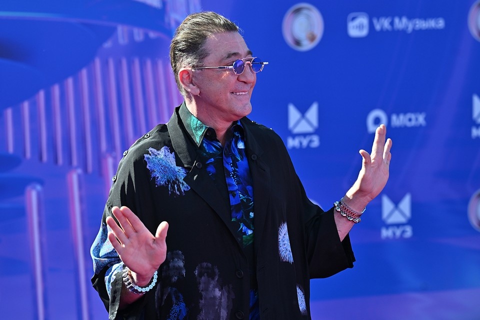    Григорий Лепс перед началом церемонии вручения XXI премии "Муз-ТВ" Иван МАКЕЕВ