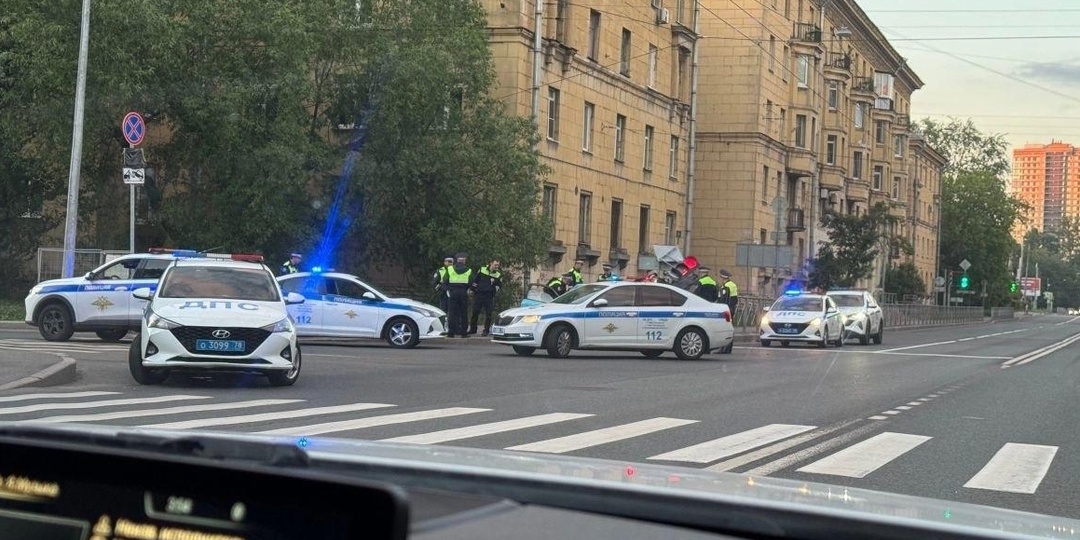 Автоподстава на светофоре, от которой даже не поможет видеорегистратор. Почему водители в 99% случаев попадают ловушку